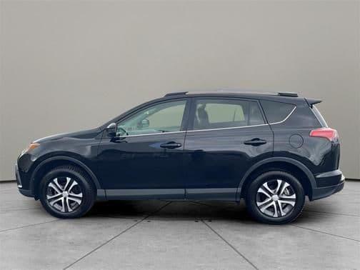 2016 toyota rav4 le in lansing, michigan