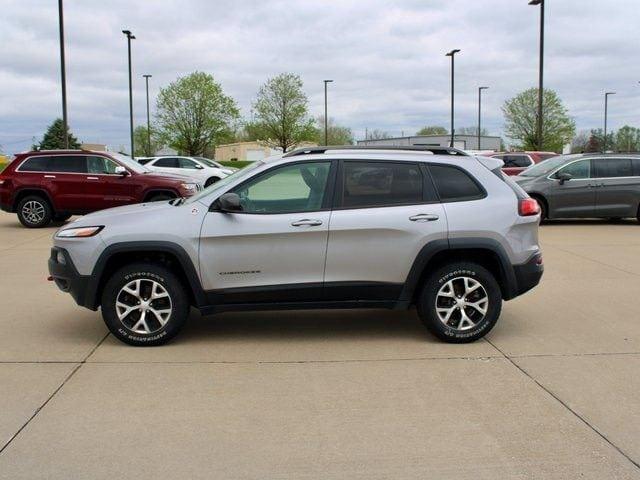 2018 jeep cherokee trailhawk in beaverdale heights, iowa