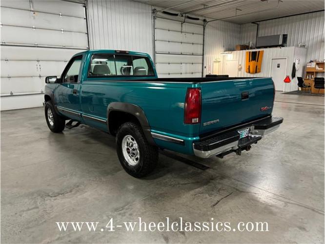 1995 gmc sierra in holland, michigan