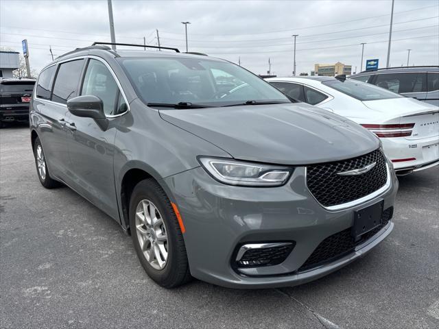 2022 chrysler pacifica touring l