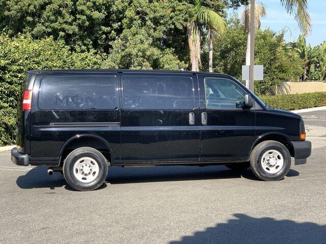 2017 chevrolet express 2500 work van