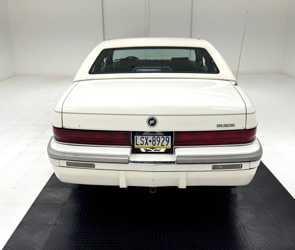 1993 buick roadmaster limited 4 door sedan