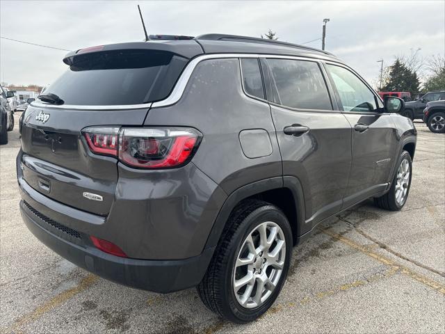 2022 jeep compass latitude lux