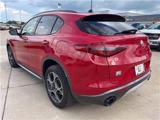 2022 Alfa Romeo Stelvio ti