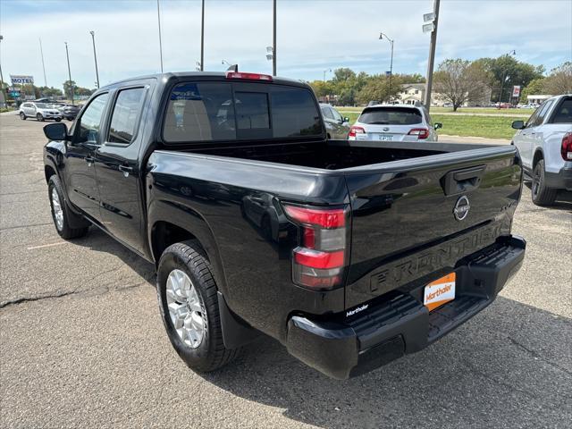 2022 nissan frontier sv