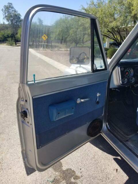 1969 chevrolet c20 short flatbed with 350 small black - restored - ce249z807185