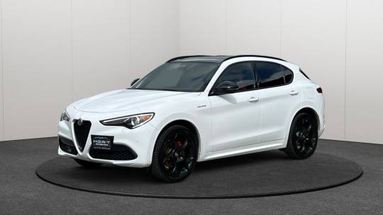 2022 Alfa Romeo Stelvio