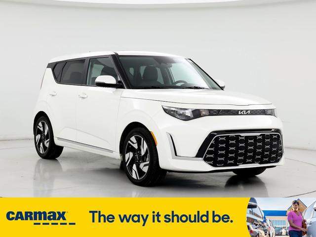 2023 kia soul gt-line
