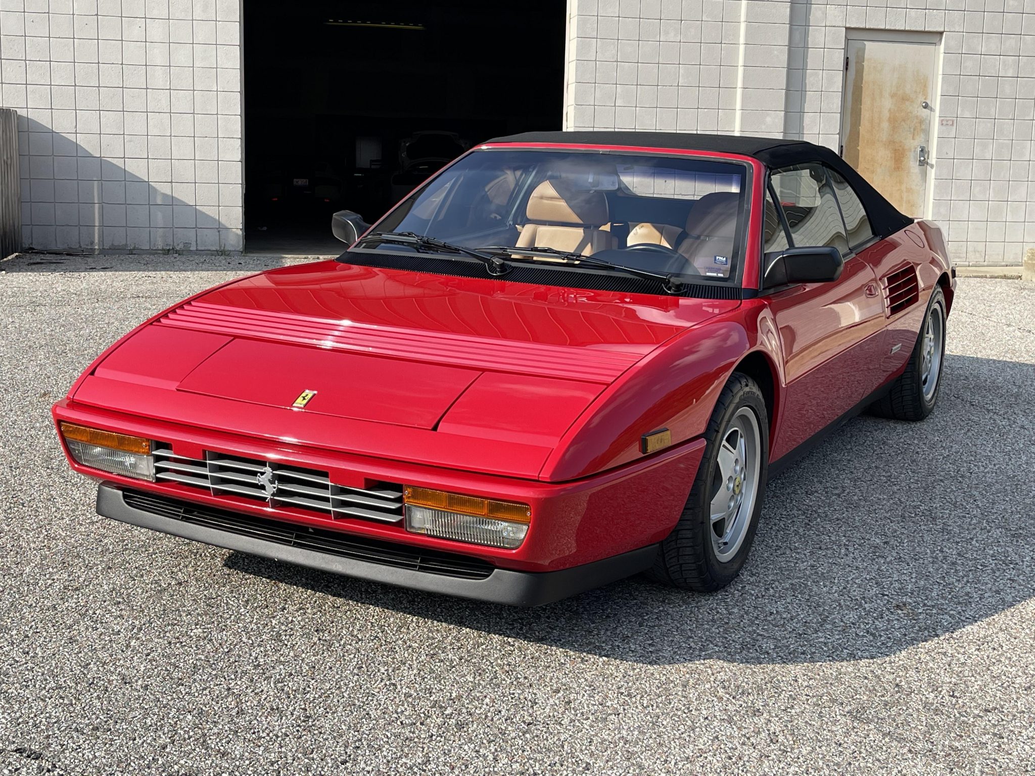 1990 ferrari mondial t cabriolet