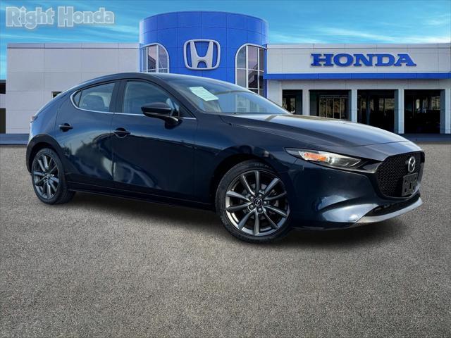2022 mazda mazda3 fwd w/select package