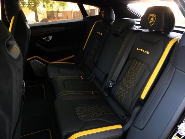 2024 lamborghini urus performante