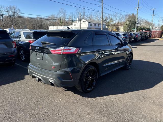 2021 ford edge st