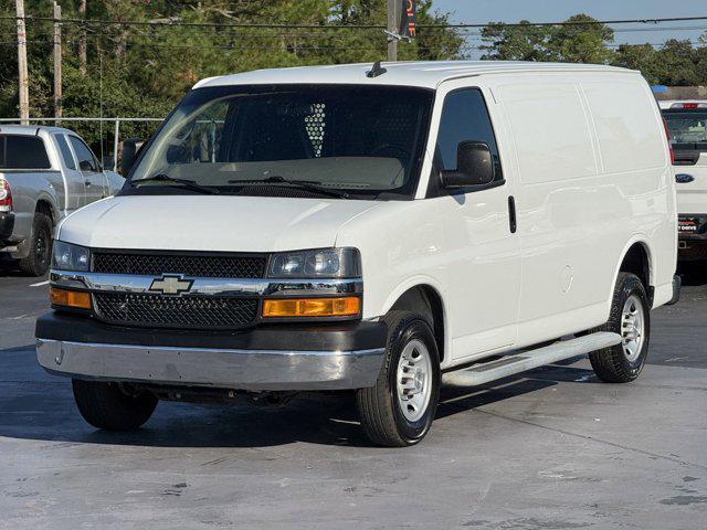 2022 chevrolet express 2500 rwd 2500 regular wheelbase wt