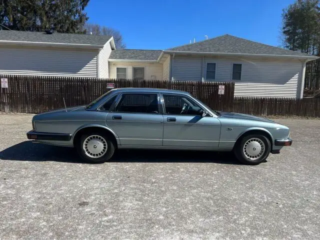 1991 jaguar xj6 vanden plas 4 door sedan