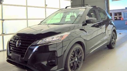 2021 nissan kicks sr