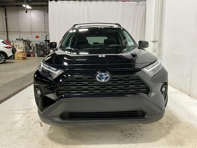 2022 toyota rav4 hybrid xle premium