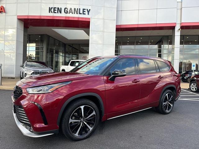 2022 toyota highlander xse
