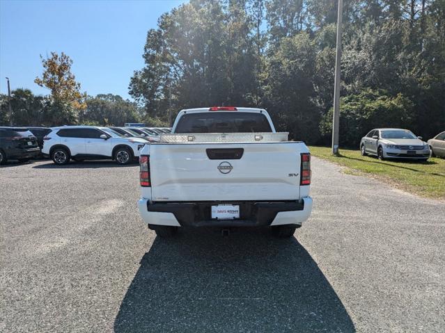 2022 nissan frontier sv