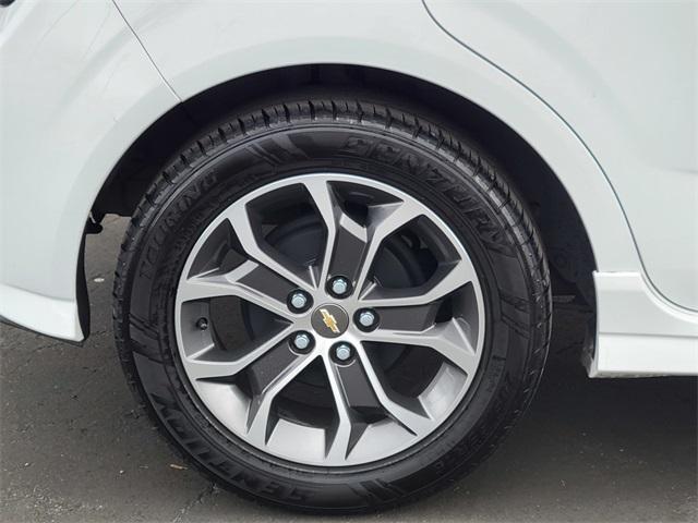 2017 chevrolet sonic lt