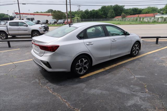 2019 kia forte lxs