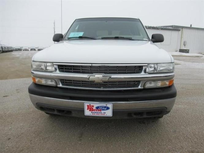 2000 chevrolet suburban 1500 ls 4dr 1500 ls 4wd suv for sale in highmore, south dakota