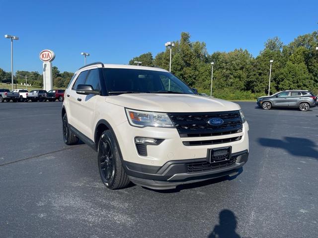 2018 ford explorer xlt