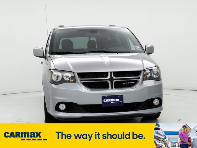 2018 dodge grand caravan gt