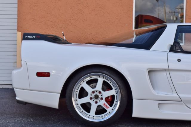 well sorted /rare gp white / 5 speed manual / volk wheels / recent maintenance