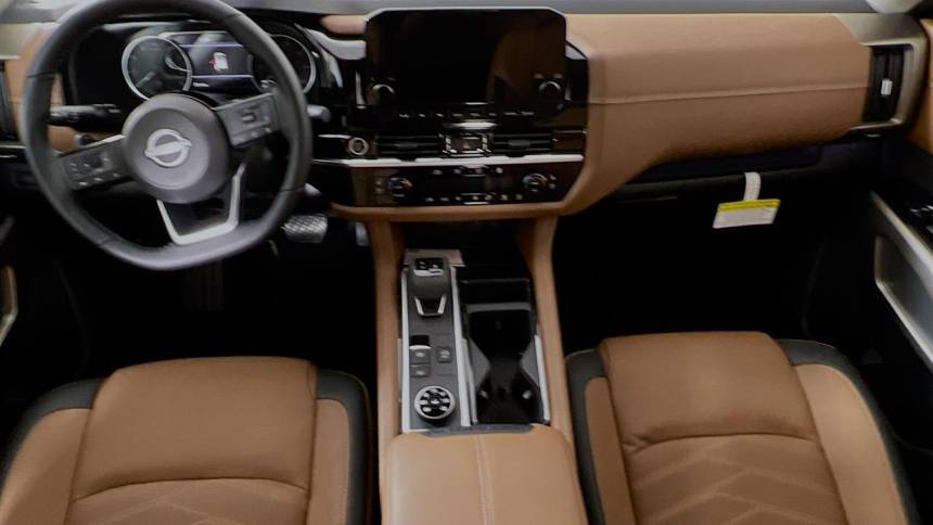 2023 nissan pathfinder platinum