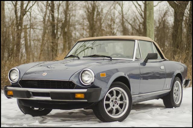 1980 fiat 124 spider base 115,000 miles manual