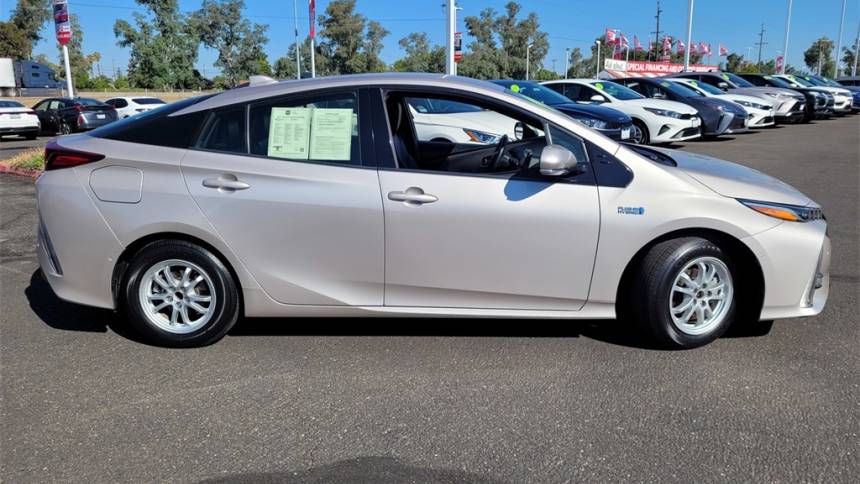 2017 toyota prius prime advanced