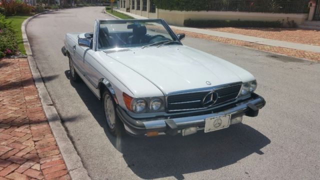 1987 mercedes 560 sl only 89k this beauty has been in the same family since new