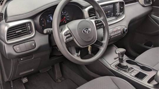 2020 Kia Sorento lx v6