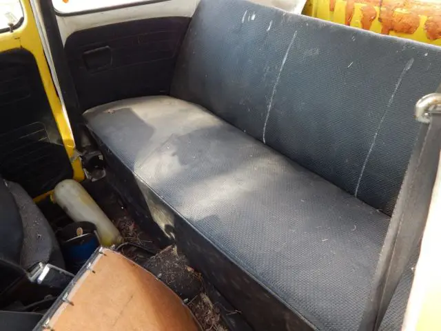 1974 volkswagon beetle bug classic for parts or repair yellow