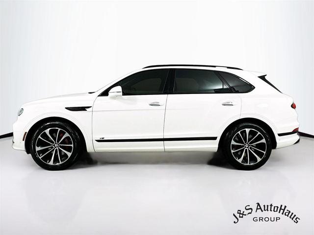 2022 bentley bentayga v8