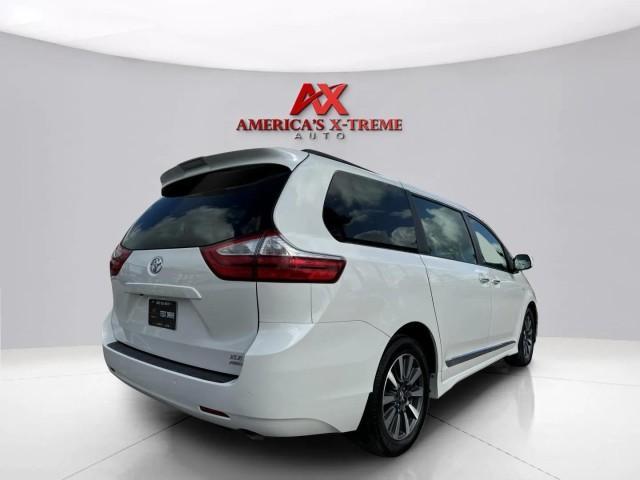 2018 toyota sienna xle