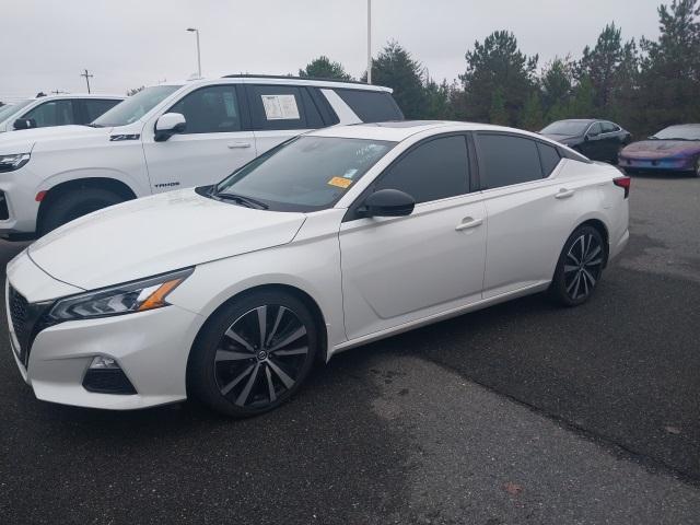 2021 nissan altima 2.0 sr