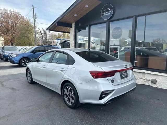 2021 kia forte lxs