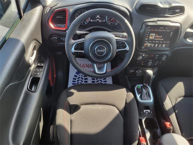 2023 jeep renegade trailhawk