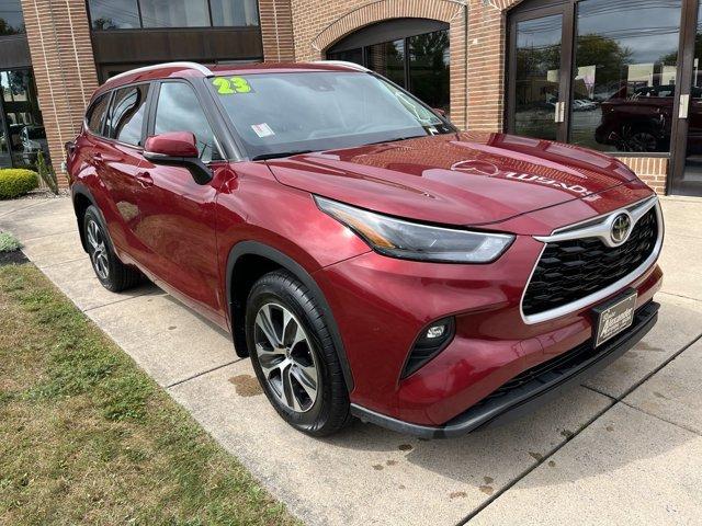 2023 toyota highlander xle