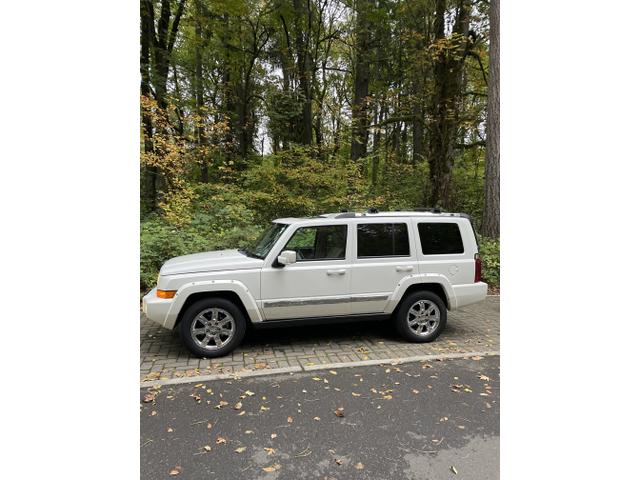 2010 jeep commander limited