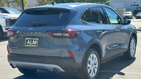 2025 Ford Escape