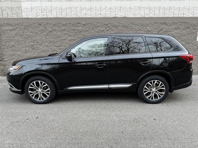 2016 mitsubishi outlander se