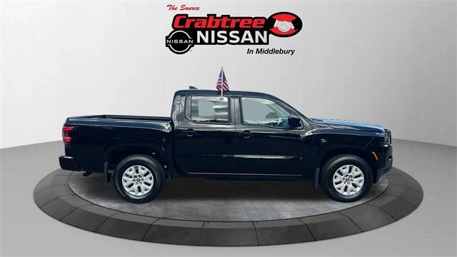 2022 nissan frontier sv