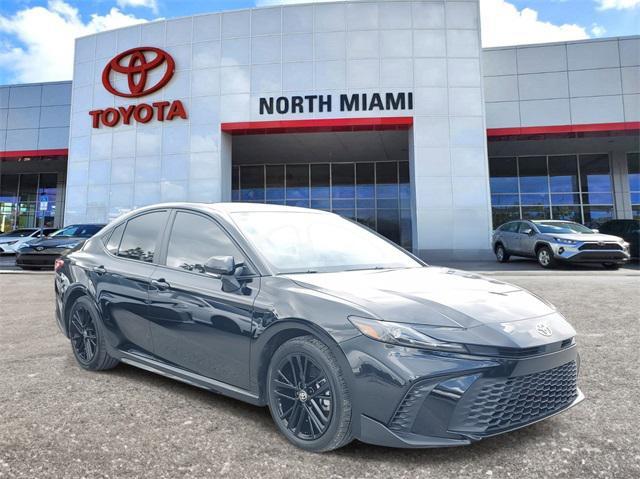 2025 toyota camry se