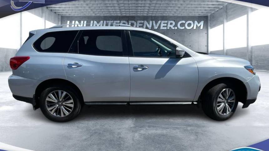 2020 nissan pathfinder sl