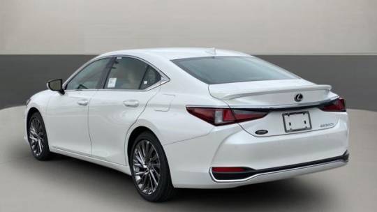 2025 Lexus ES