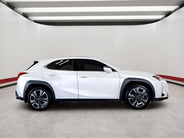 2021 lexus ux 200 base