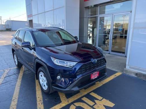 2021 toyota rav4 hybrid in saint paul, minnesota