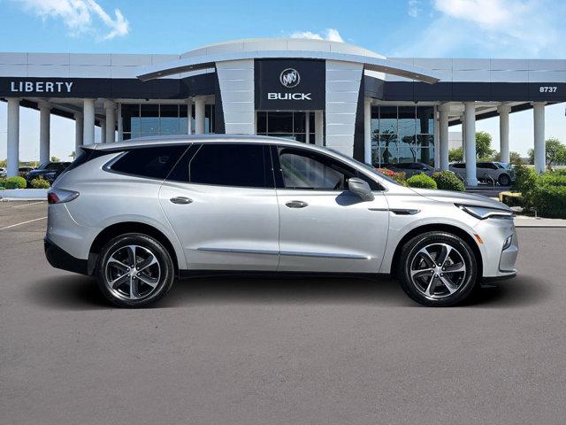2022 buick enclave essence